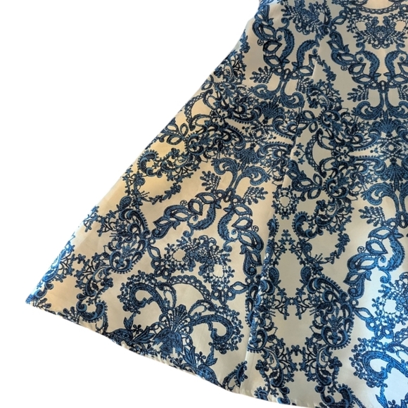 Blue Maxi Skirt By Speechless Satin Maxi Trumpet Blue/White Scroll Pattern Sz L - Picture 4 of 8